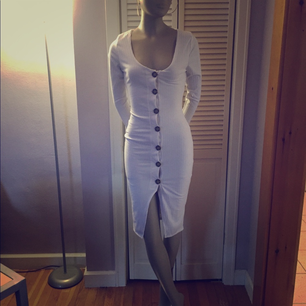 CHARLOTTE RUSSE button up bodycon dress